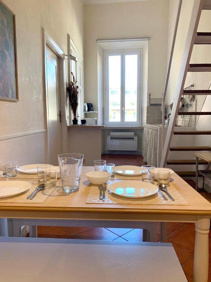 Vicolo Doria Apartment Рим Екстер'єр фото