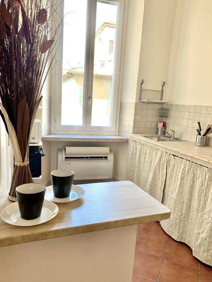 Vicolo Doria Apartment Рим Екстер'єр фото