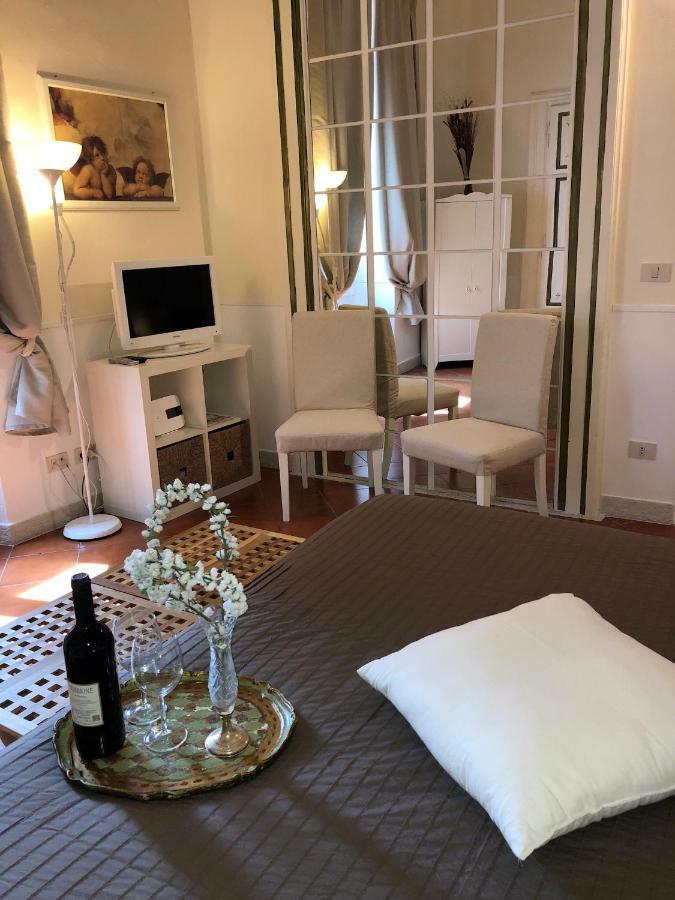 Vicolo Doria Apartment Рим Екстер'єр фото