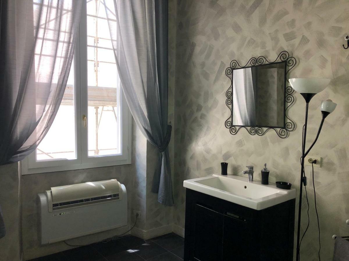 Vicolo Doria Apartment Рим Екстер'єр фото